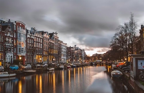 荷兰的招聘机构